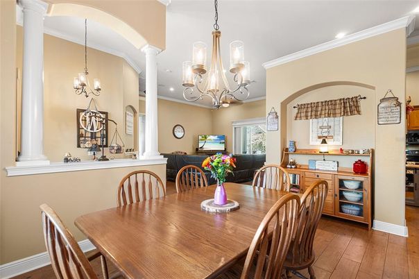 Chandelier, Dining room, Interior, Recessed Lighting, Wood Texture Flooring
