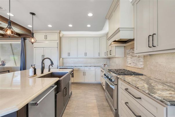 Interior, Kitchen, Pendant Lights, Recessed Lighting, Stainless Steel Appliances