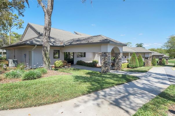 Backyard, Exterior, Facade, Ranch