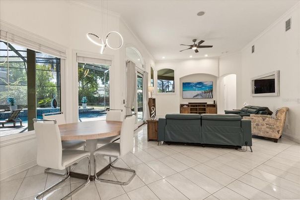 Dining room, Interior, Living room, Pendant Lights, Recessed Lighting