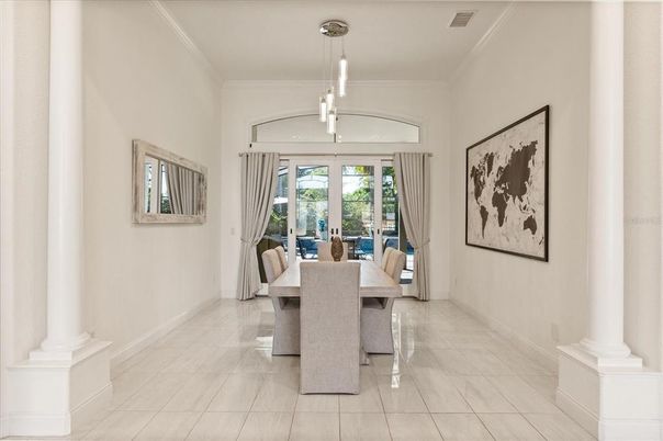 Dining room, Interior, Pendant Lights