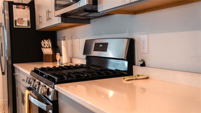 Interior, Kitchen, Stainless Steel Appliances