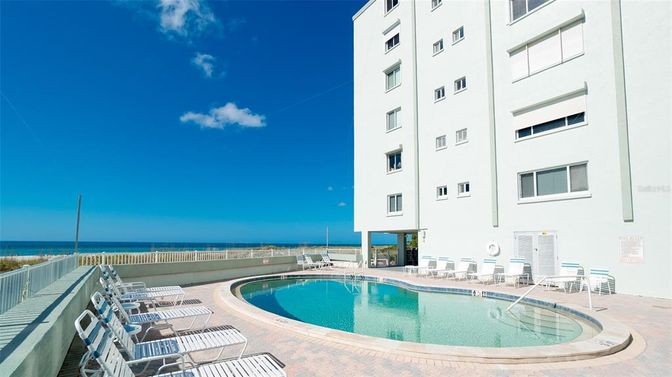 Exterior, Pool, Water