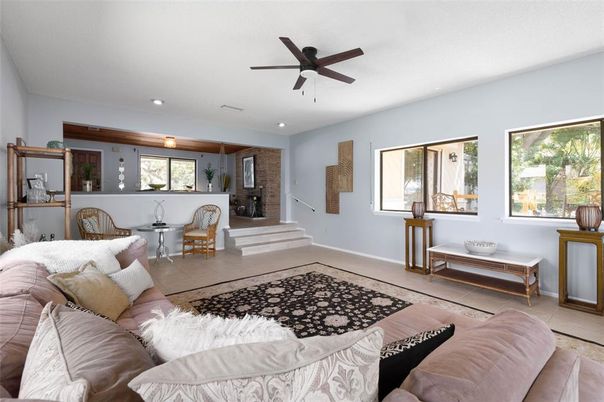 Dining room, Interior, Living room, Recessed Lighting