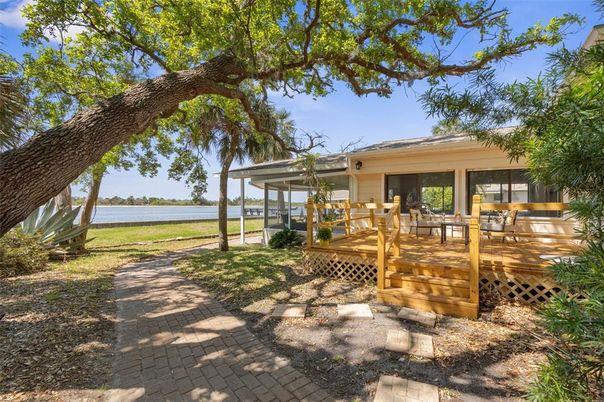 Backyard, Exterior, Water