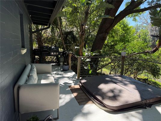Exterior, Hot Tub