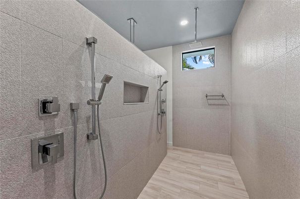 Bathroom, Interior, Recessed Lighting, Wood Texture Flooring