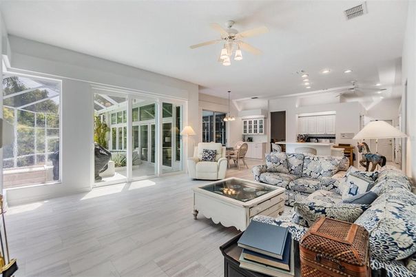 Dining room, Interior, Kitchen, Living room, Pendant Lights, Recessed Lighting, Wood Texture Flooring