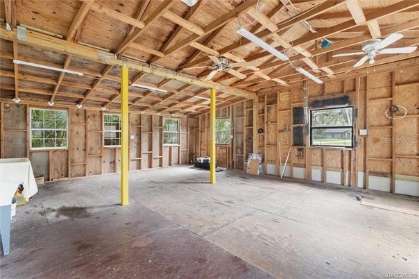 Empty room, Interior, Wooden Beams, Wooden Ceilings, Wooden Walls