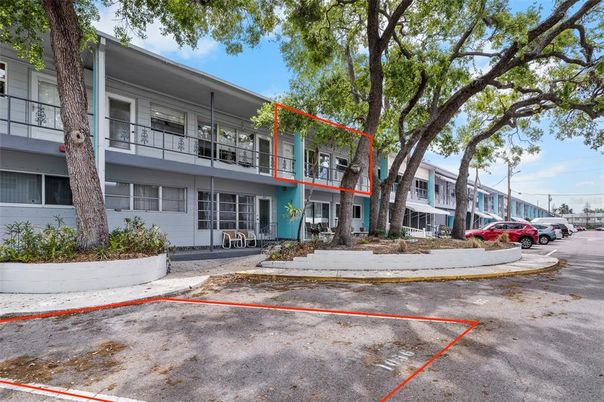 Exterior, Facade, Condo Building