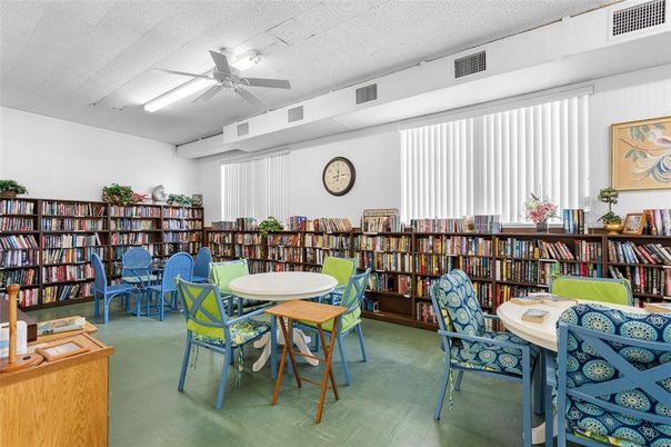 Dining room, Interior