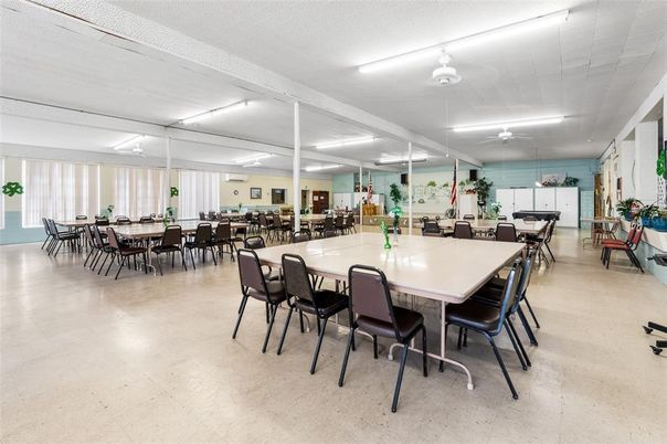 Dining room, Interior