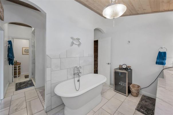 Bathroom, Free Standing Baths, Interior, Wooden Ceilings