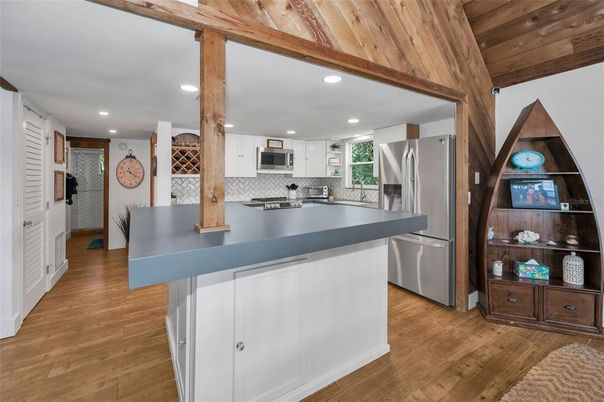 Interior, Kitchen, Recessed Lighting, Stainless Steel Appliances, Wooden Beams, Wooden Ceilings, Wood Texture Flooring