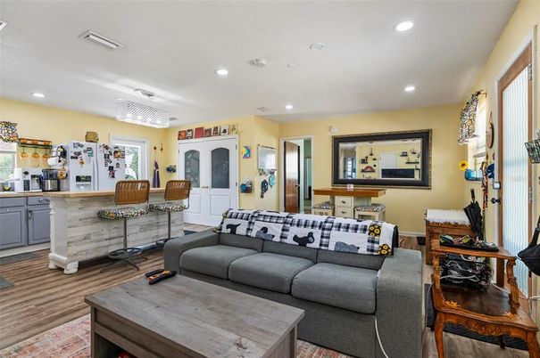 Interior, Kitchen, Living room, Pendant Lights, Recessed Lighting, Wood Texture Flooring