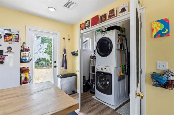 Interior, Recessed Lighting, Utility Closets, Washer, Wood Texture Flooring