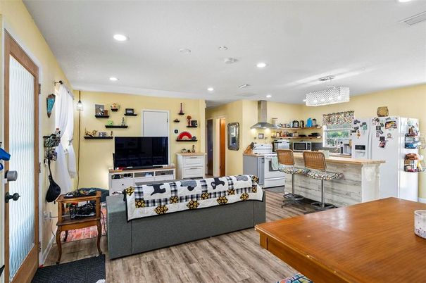 Interior, Kitchen, Living room, Pendant Lights, Recessed Lighting, Wood Texture Flooring