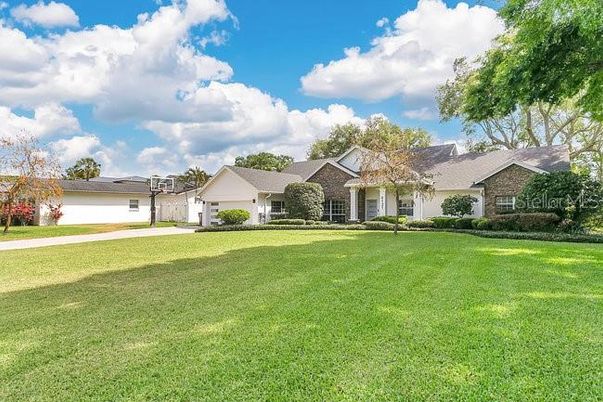 Attached, Backyard, Exterior, Facade, Brick Facade, Ranch