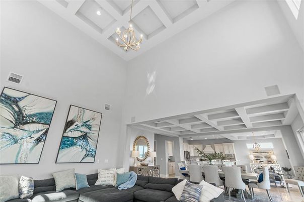 Chandelier, Dining room, Interior, Kitchen, Living room, Pendant Lights, Recessed Lighting