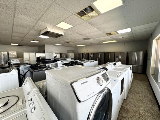 Interior, Kitchen, Recessed Lighting, Washer