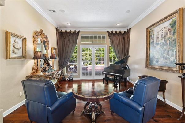 Interior, Piano, Recessed Lighting, Wood Texture Flooring