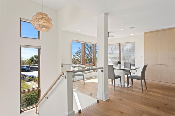 Chandelier, Dining room, Interior, Pendant Lights, Recessed Lighting, Wood Texture Flooring
