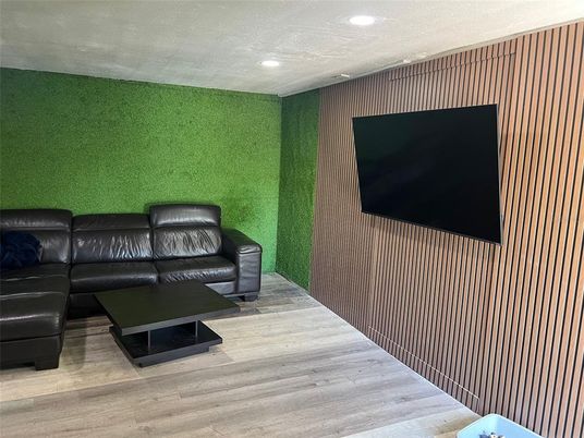 Interior, Living room, Recessed Lighting, Wood Texture Flooring