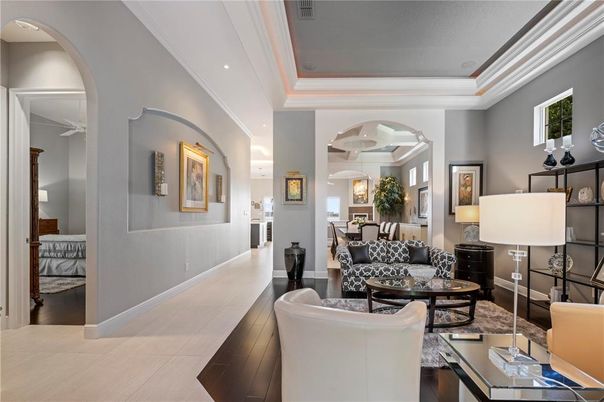 Interior, Living room, Pendant Lights, Recessed Lighting, Wood Texture Flooring