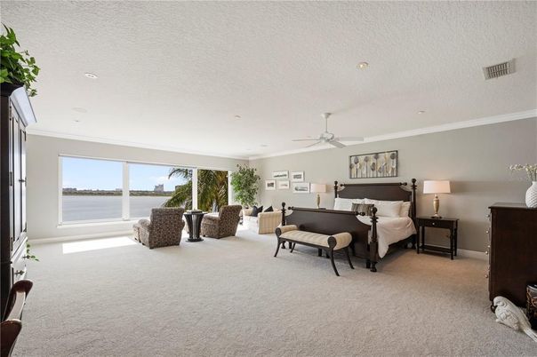 Bedroom, Interior, Recessed Lighting, Water