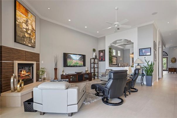 Fireplace, Interior, Living room, Recessed Lighting