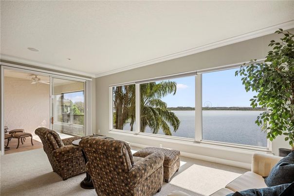 Interior, Living room, Water