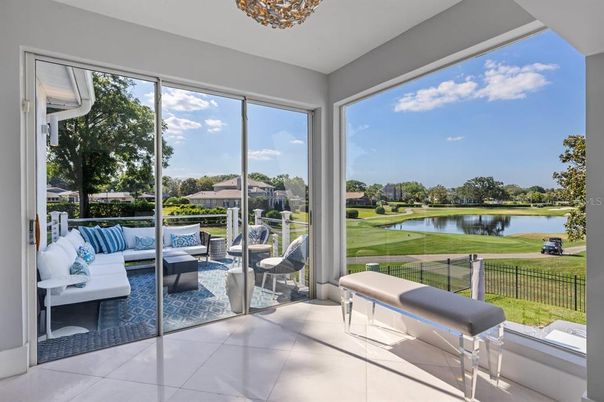 Interior, Sun Room, Water