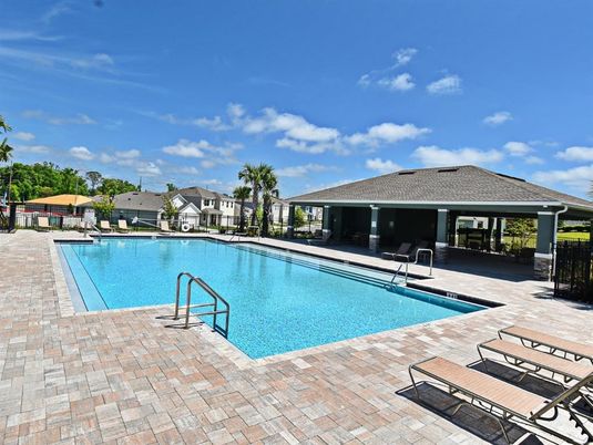 Exterior, Pool