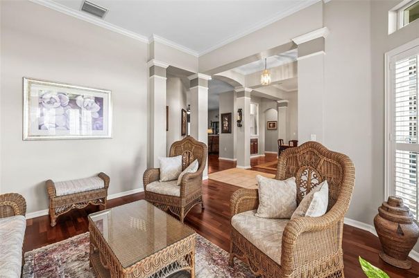 Interior, Living room, Pendant Lights, Wood Texture Flooring