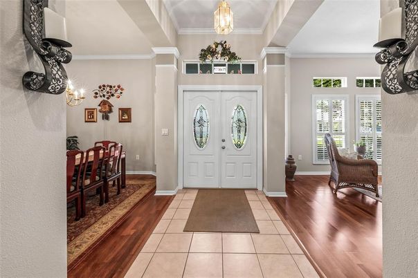 Chandelier, Dining room, Interior, Pendant Lights, Wood Texture Flooring