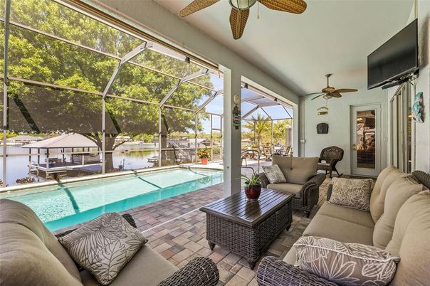 Glass Ceilings, Interior, Living room, Pool, Sun Room, Water