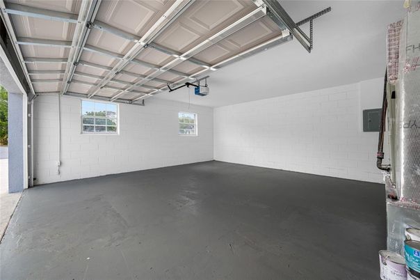 Garage, Interior