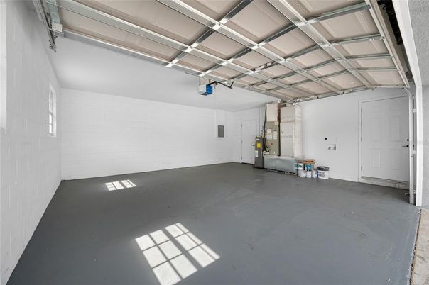 Garage, Interior