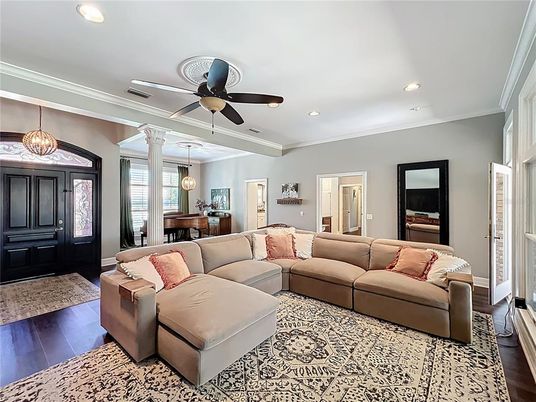 Interior, Living room, Pendant Lights, Recessed Lighting, Wood Texture Flooring