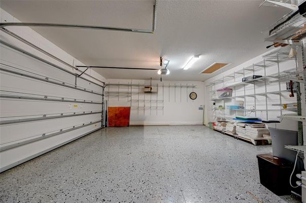 Garage, Interior