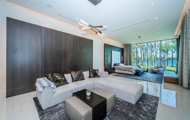 Interior, Living room, Pendant Lights, Recessed Lighting