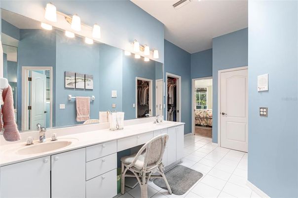 Bathroom, Dual Sink Vanities, Interior