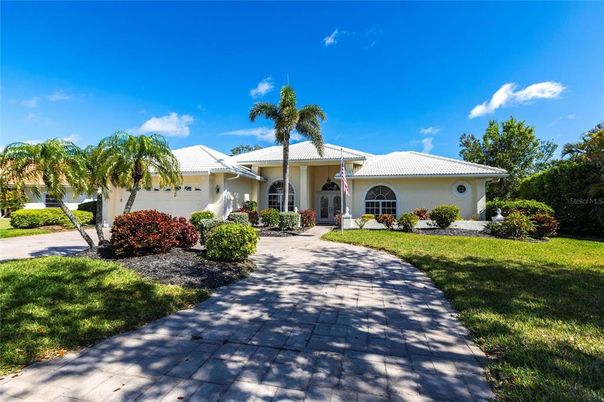 Backyard, Exterior, Facade, Mediterranean
