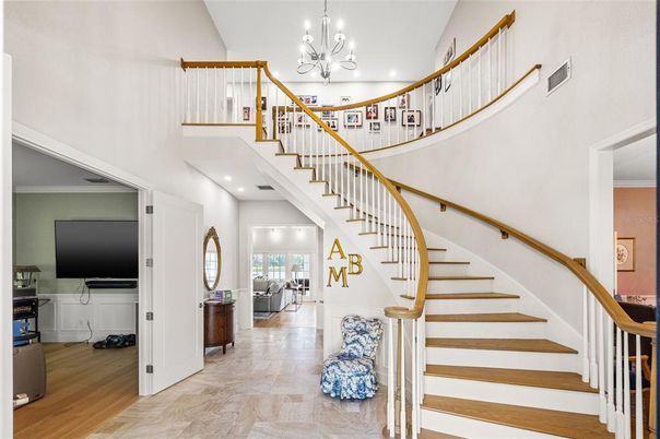 Interior, Pendant Lights, Recessed Lighting, Wood Texture Flooring