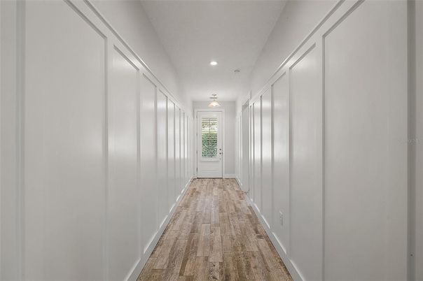 Interior, Recessed Lighting, Wood Texture Flooring