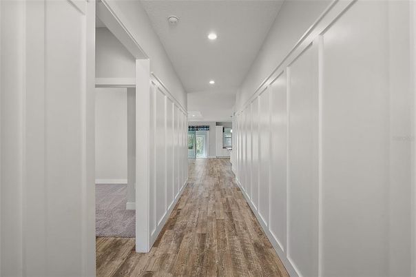 Interior, Recessed Lighting, Wood Texture Flooring