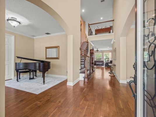 Interior, Piano, Recessed Lighting, Wood Texture Flooring
