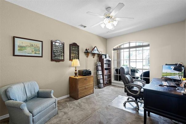 Home Office, Interior