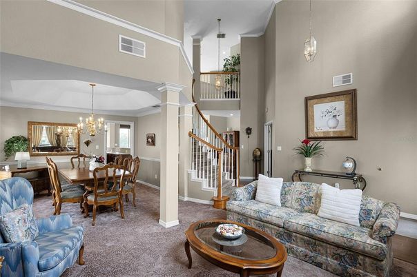 Chandelier, Dining room, Interior, Living room, Pendant Lights