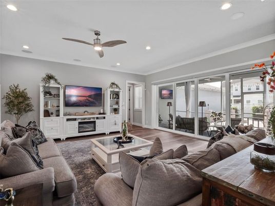 Interior, Living room, Recessed Lighting, Wood Texture Flooring